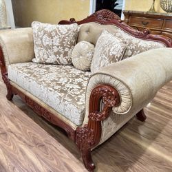 3 PIECE SOFA SET FOR $950 SEATS 8 TOTAL