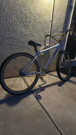 Modelo Throne Fixie