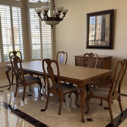 Bernhardt dining room table, 6 chairs plus server