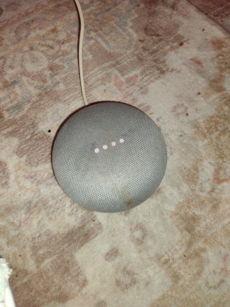 Goggle Home Smart Assistant