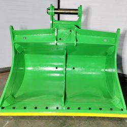 Excavator Hitachi ZX 300 Tilt Bucket 72 inches Width