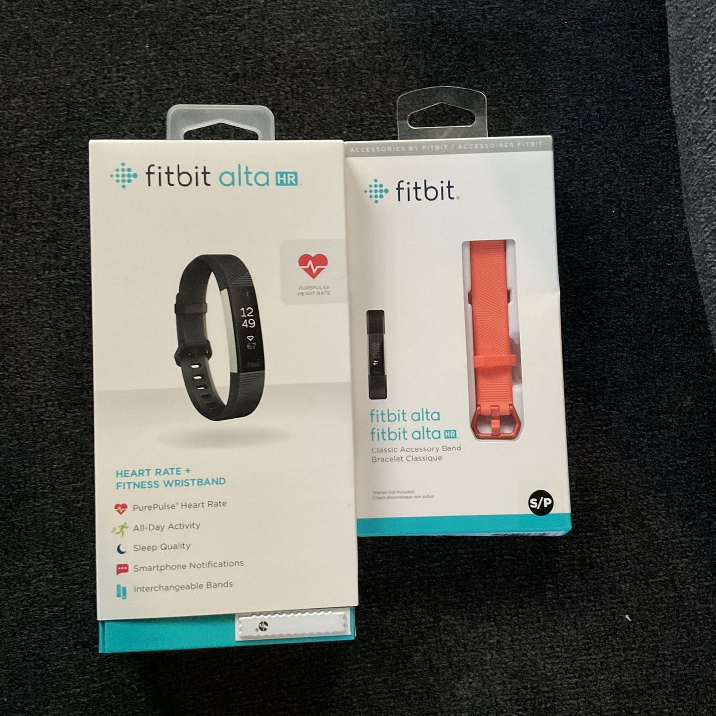 FITBIT Alta HR And Extra Brand 