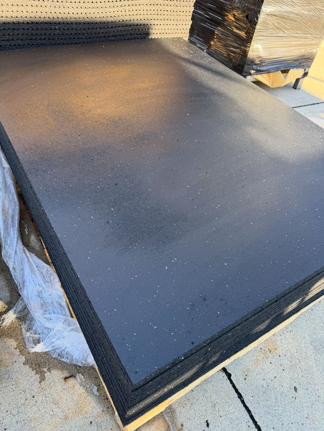 Heavy Duty Rubber Mats (Free Delivery)