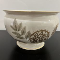 Centerpiece Bowl, LENOX China, Vintage, Natures Impressions Collection “Burnished Leaves”. Like New. 