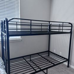 Kids Twin Size Bunk Bed