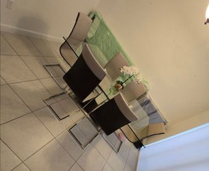 Dinning  room set