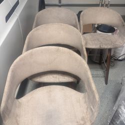 Set Of 4 bar Stools 