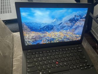 Lenovo ThinkPad X260 – Lightweight & Reliable
