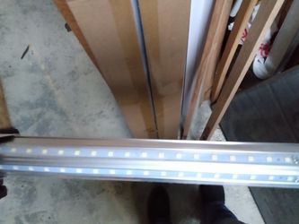 Led v type 120-277 volt