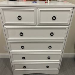 White 5 drawer Dresser 