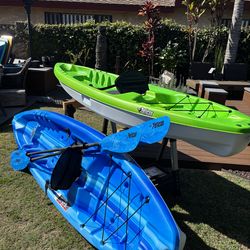 Pelican Bandit 100 NXT Kayaks with paddles