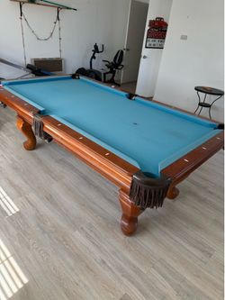 Pool table