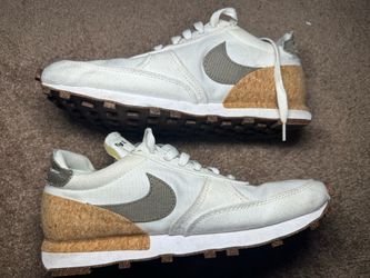 Nike daybreak-type cork Pagoda size EU 40.5. Men 7.5 women 9.5