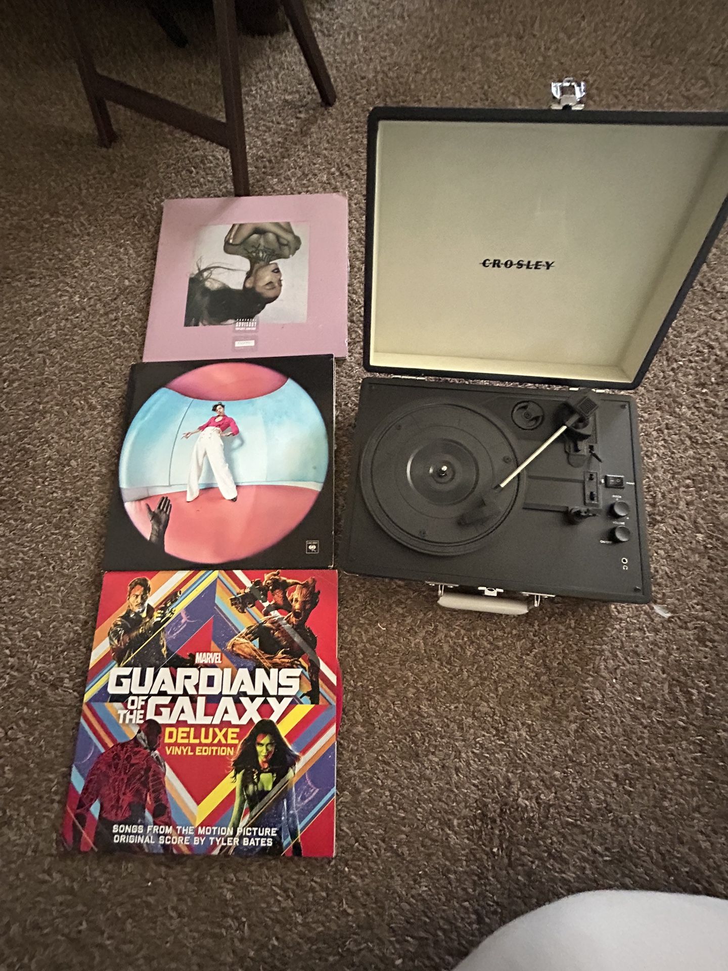 bluetooth record player + records