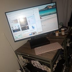 All In 1 Lenovo Barley Used