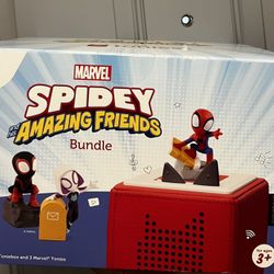 BRAND NEW Toniebox Bundle with Toniebox and Spidey & His Friends (3 figures)