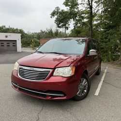 2013 Chrysler Town & Country