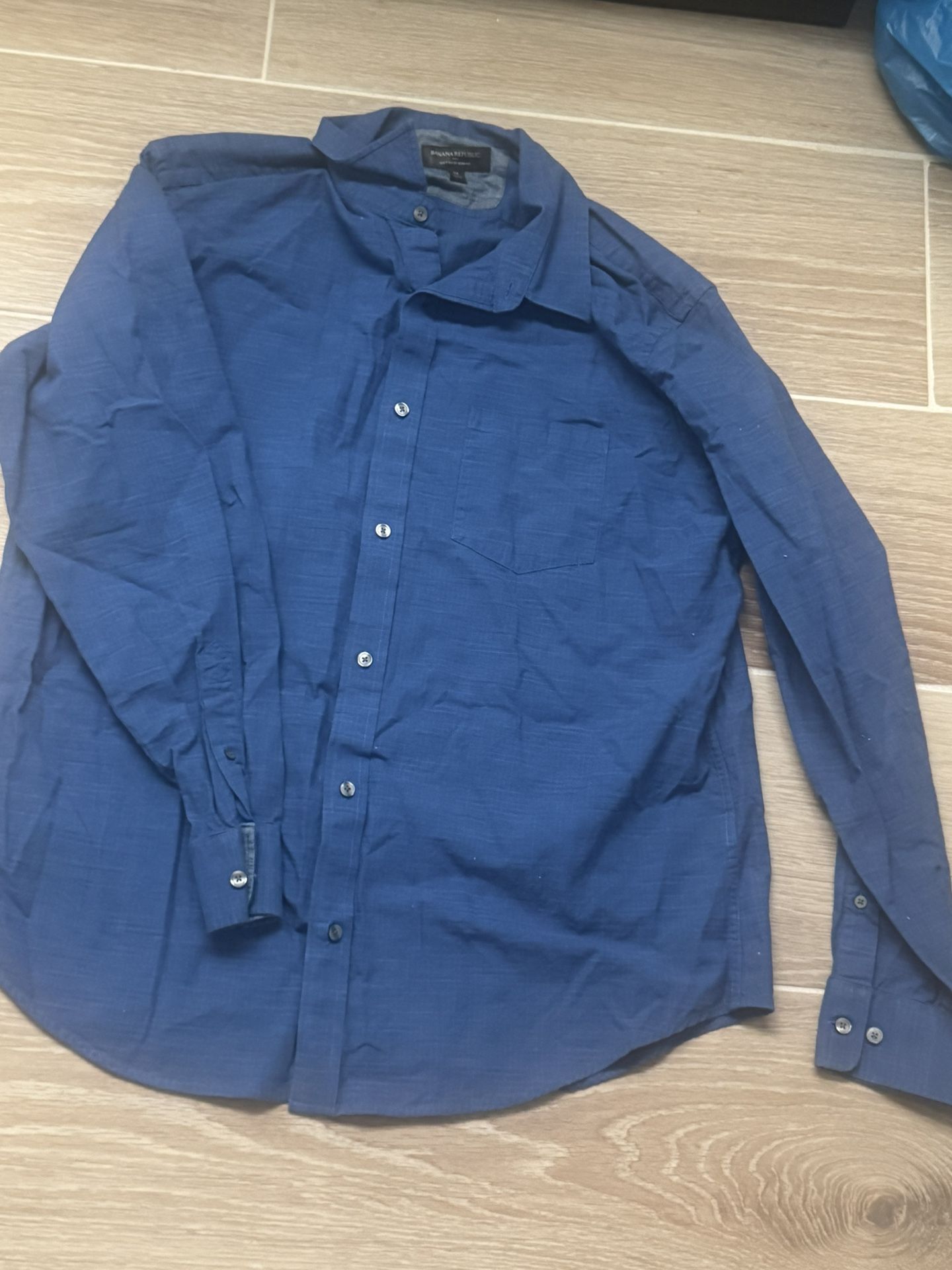 Banana Republic Button Up Long Sleeve Shirt