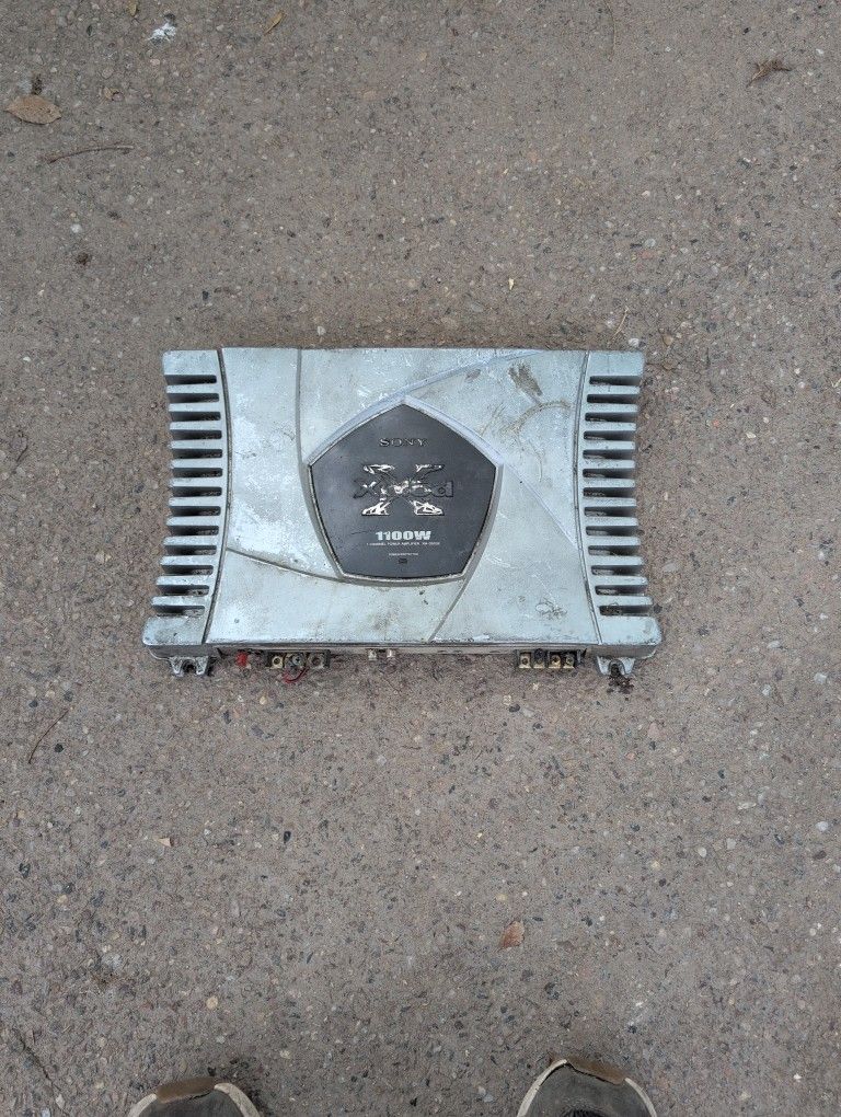 Sony Xplod XM-D500X Old School Car Audio Amplifier