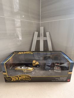 Hot wheels team transport