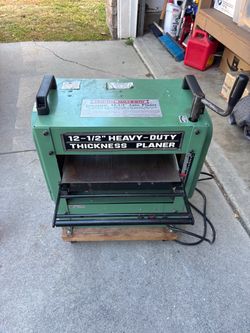 Central Machinery 12-1/2" Heavy-Duty Thickness Planer