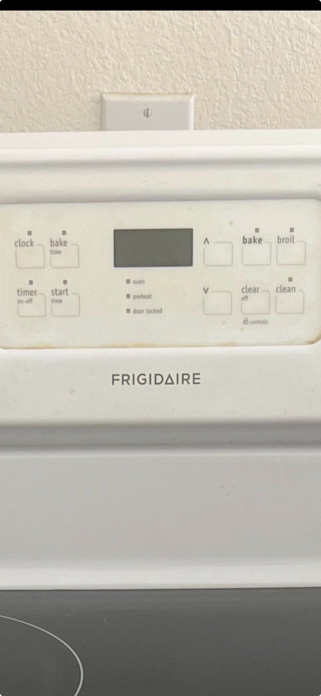 New Electric Stove Frigidaire