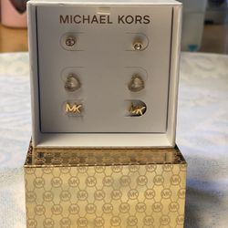 Michael Kors Earrings Set 