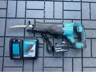 Makita 18V LXT Brushless Reciprocating Saw Kit – XRJ05 – Battery & Charger Included