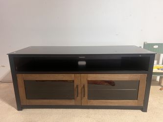 Tv entertainment center