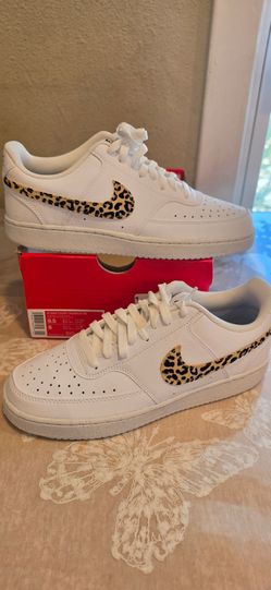 Nike Court Vision Low SE Sneakers