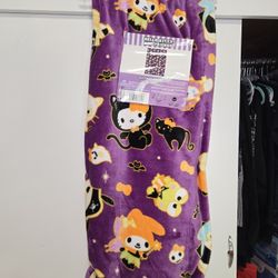 Hello Kitty And Friends Halloween Blanket