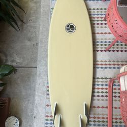 Epoxy Surf Board 5’10”
