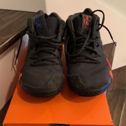 Nike Kyrie 4, Size 7.5