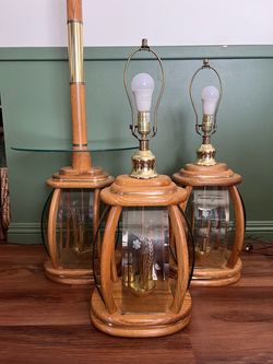 Don Ward MCM Hollywood Regency Oak and Brass Table Lamps with Etched Glass, Set of 3