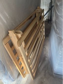 Full size Capser Mattress, springboard, & collapsible mattress platform