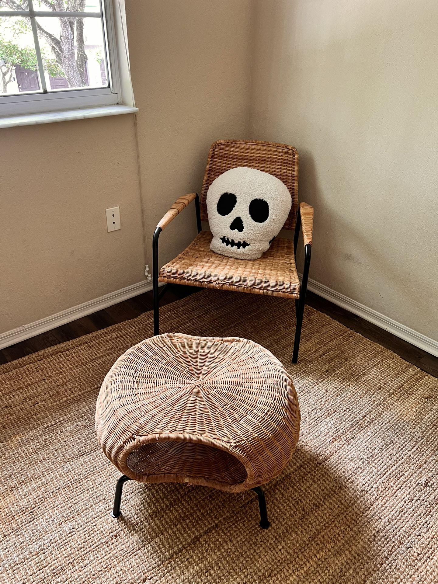 Ikea Rattan Chair And Ottoman