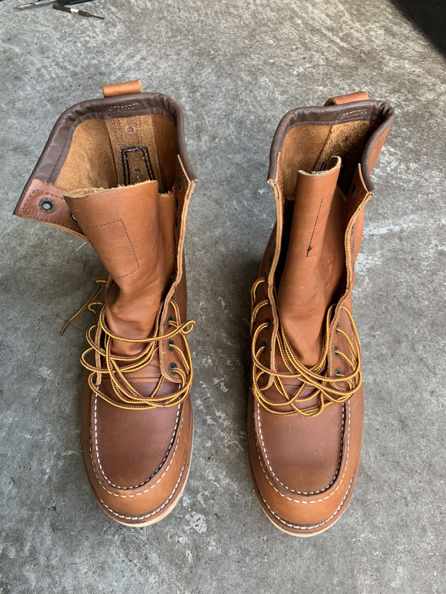 Red Wing Irish Setter Boots size 8H