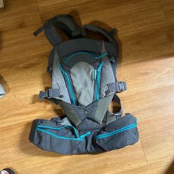 Infantino Baby Carrier 