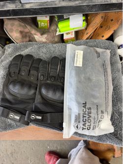 Motorcycle glove