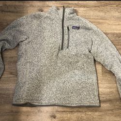 Patagonia Men's Better Sweater 1/4 Zip Pullover with WWE LOGO on the back