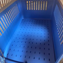 Large Kennel/travel Crate