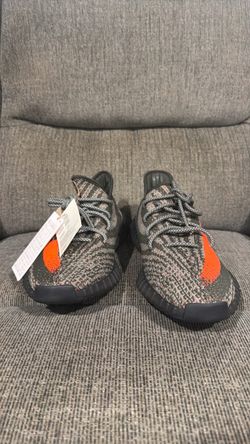 Yeezy 350 v2 “ Carbon Beluga “