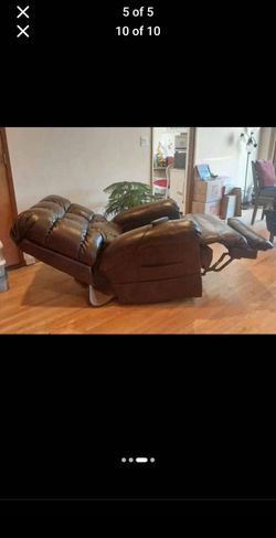 Recliner sleeping electric new condition