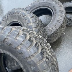 🛞2 TOYO TIRES + 2 GOODYEAR TIRES (sizes In Description)