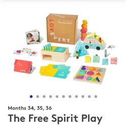 Lovevery Free Spirit Play Kit- COMPLETE