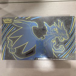 Pokémon Phantasmal Flames Mega Charizard UPC Ultra Premium Collection 
