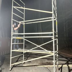 3 Tier Scaffolding