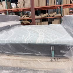 SALE 💥King Mattress Tempurpedic LuxeAdapt Medium Hybrid 💥 Delivery Available 🚚 Financing Options