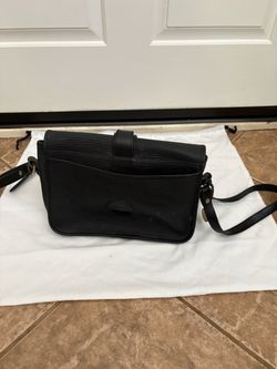 Dooney & Bourke Purse