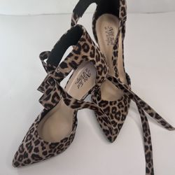 Classy Leopard Heels - New